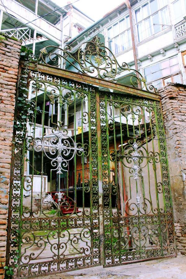 Cozy Apartment In Center Of Old Tbilisi Luaran gambar