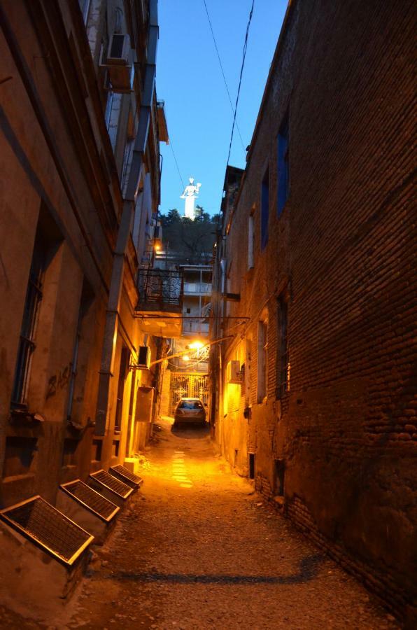 Cozy Apartment In Center Of Old Tbilisi Luaran gambar