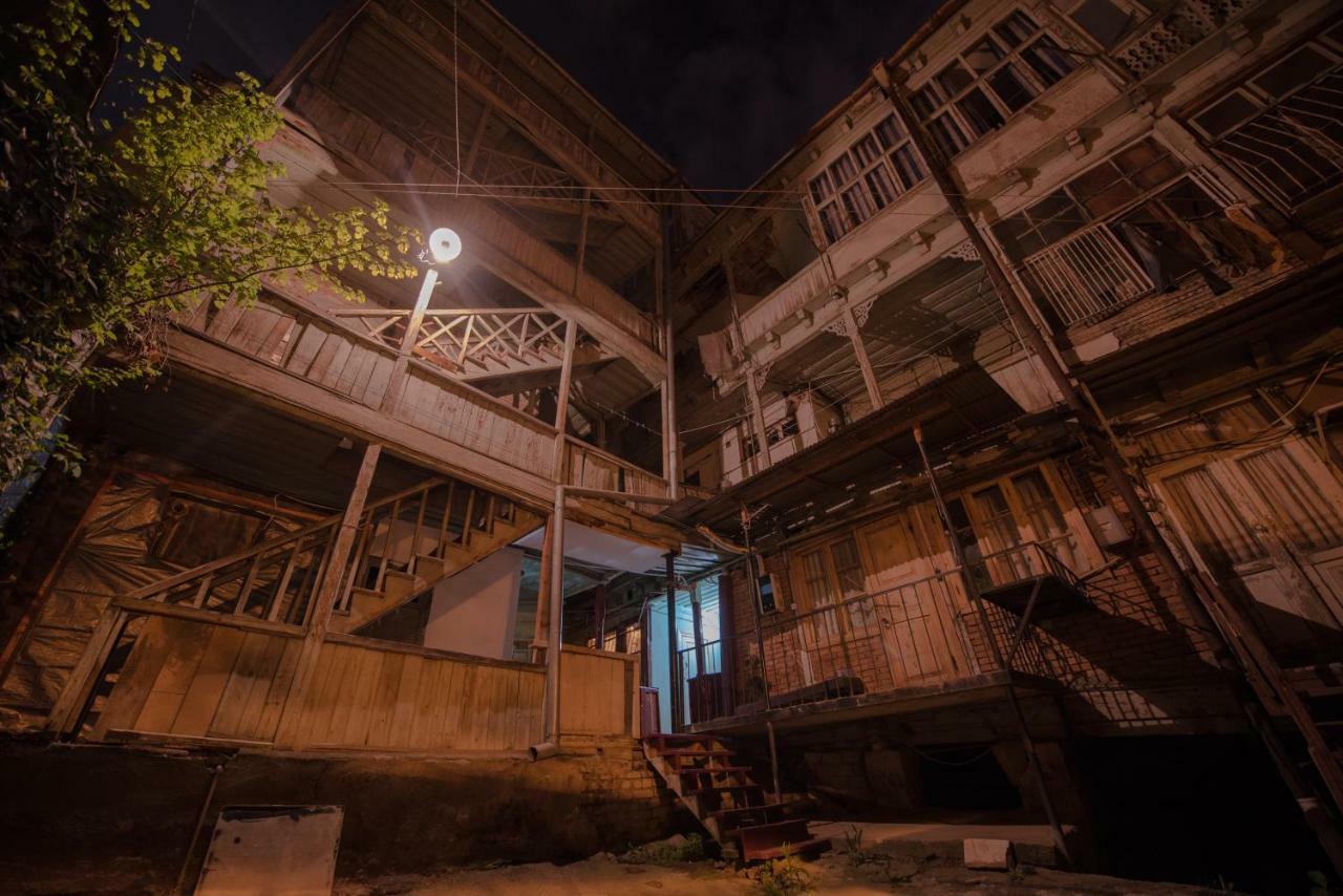Cozy Apartment In Center Of Old Tbilisi Luaran gambar
